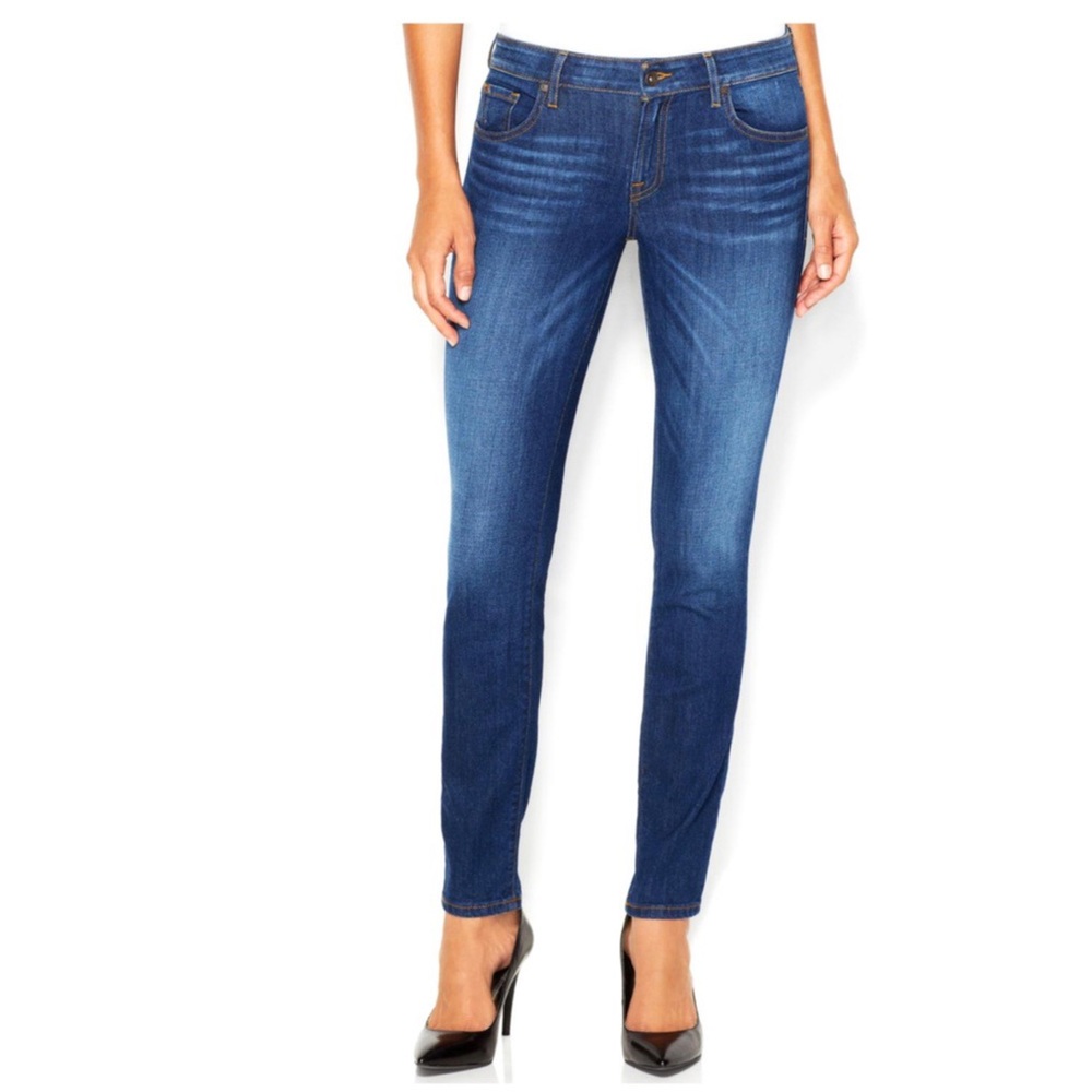 ✨GUESS ✨- Power Curvy midrise - Size 30